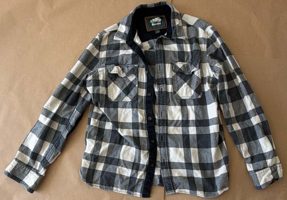 Roots Plaid Flannel Shirt Size L